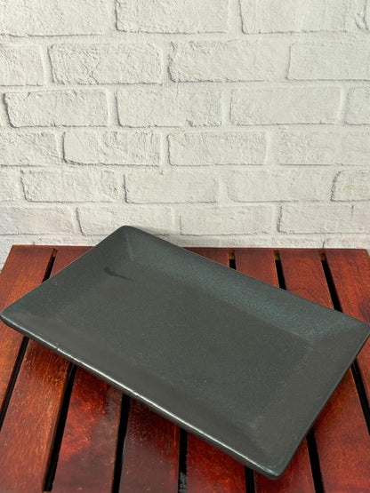 HOC-BLACK MATTE PLATTER