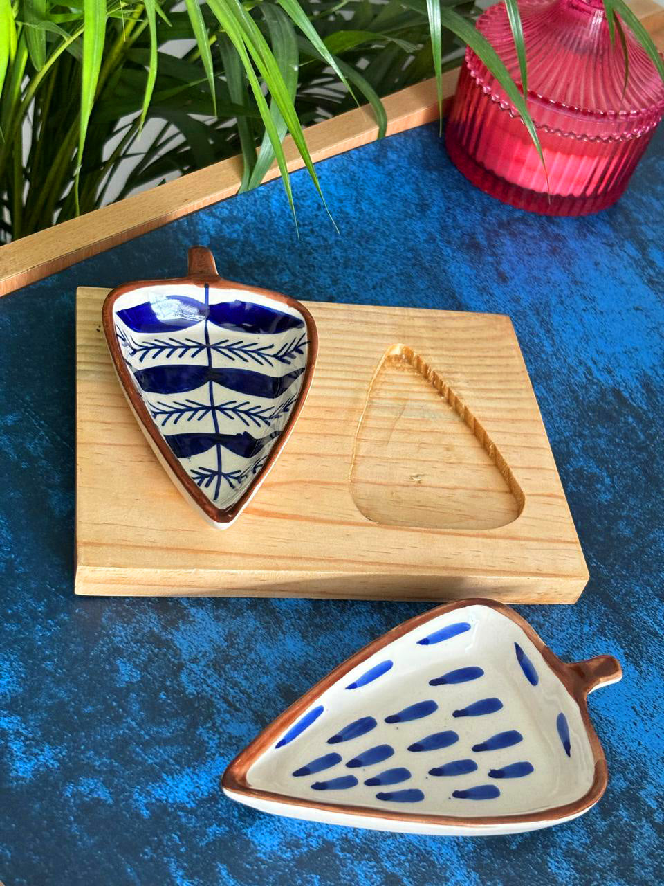 Leaf & Drop Serving Platter with Wooden Tray Set of 3