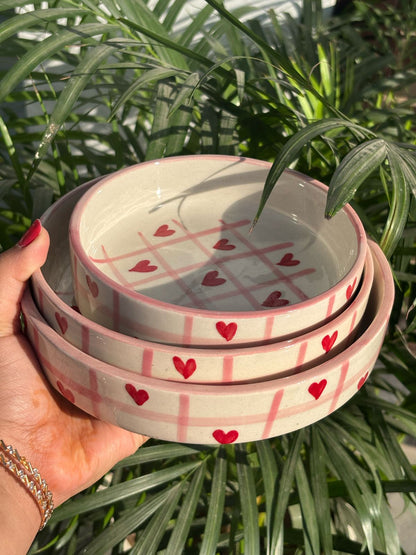 Crimson Check Heart Serving/Salad Bowl Set (Set of 3)